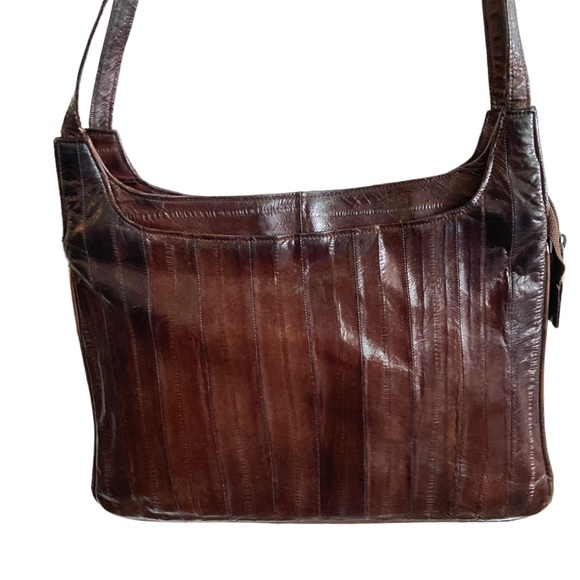 Leather of the Sea Eel-skin Shoulder Bag - Picture 2 of 10